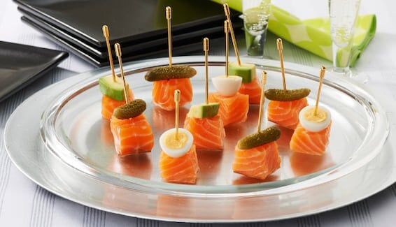 ノルウェーサーモンマリネのピンチョス