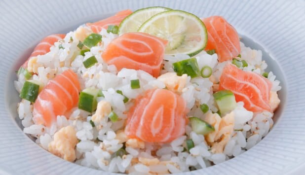 ノルウェーサーモンのスダチマリネずし