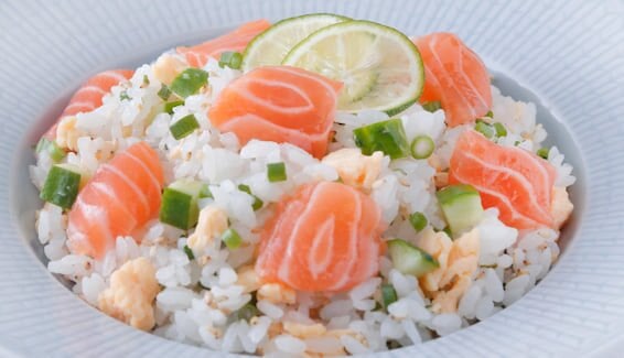 ノルウェーサーモンのスダチマリネずし