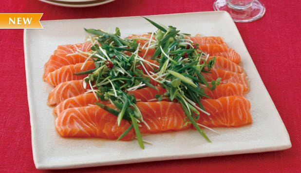 ノルウェーサーモンのあつあつオイルがけ
