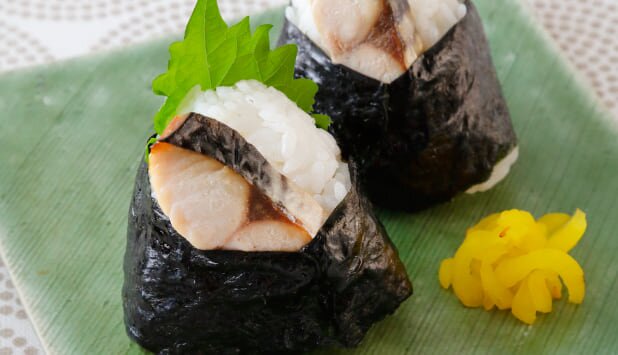 ノルウェー塩さばのおむすび