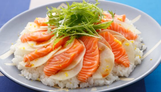 ノルウェーサーモンのはりはりずし ゆず風味