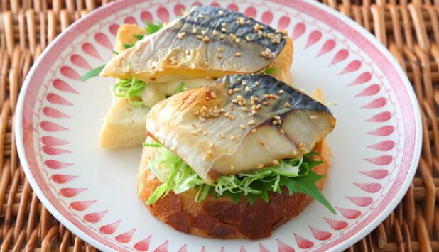 ノルウェー塩さばの和風お惣菜パン