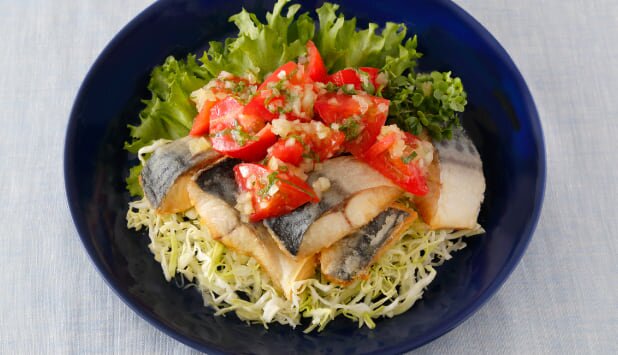 ノルウェー塩さばのソテー 青ジソとフレッッシュトマトドレッシング