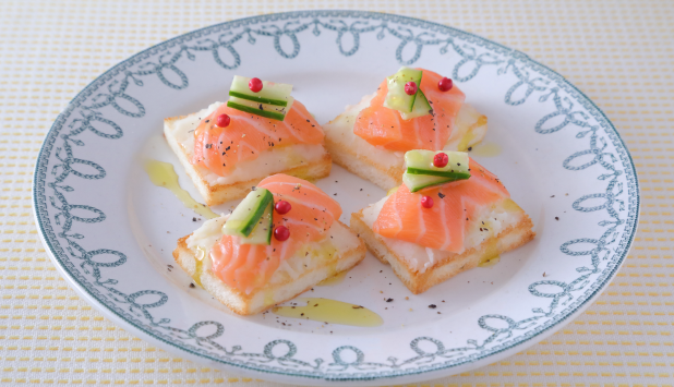 ノルウェーサーモンのオープンサンド | Seafood from Norway