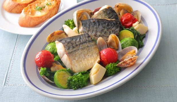 ノルウェー塩さばで春のアクアパッツァ