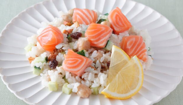 ノルウェーサーモンのレモン風味ライスサラダ