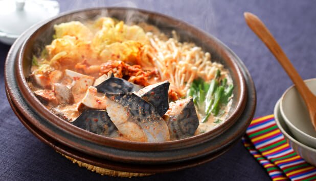 ノルウェー塩さばの豆乳チゲ