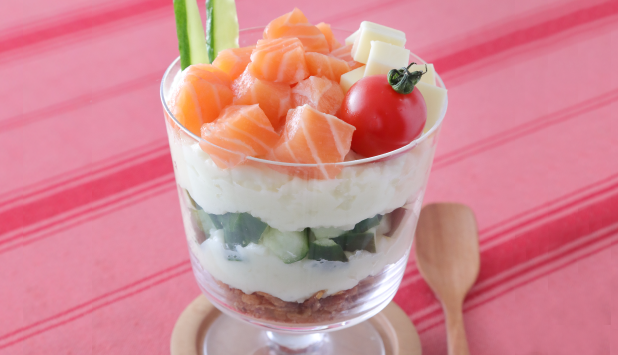 ノルウェーサーモンのポテトパフェ