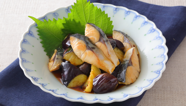 ノルウェー塩さばと揚げ秋ナスのおひたし