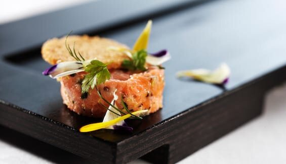 フィヨルドトラウトのリエット (ペースト）、カリカリトースト添え