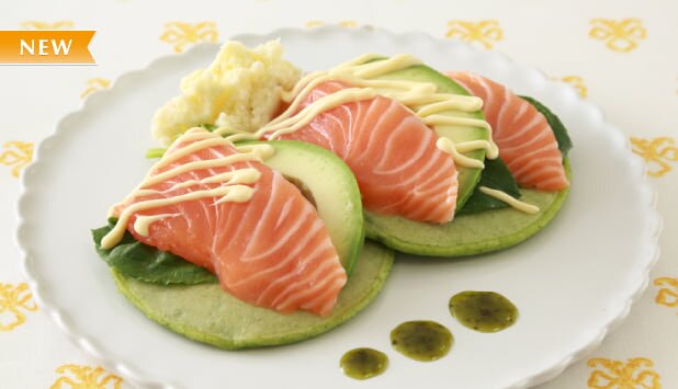 ノルウェーサーモンのほうれん草パンケーキ