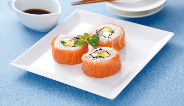 ノルウェーサーモンの洋風巻き寿司