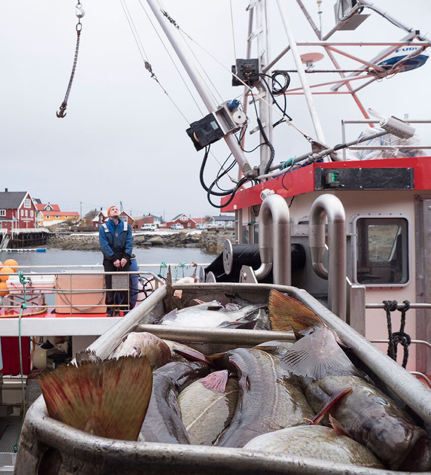 Asle Jorgensen ofloading his catch